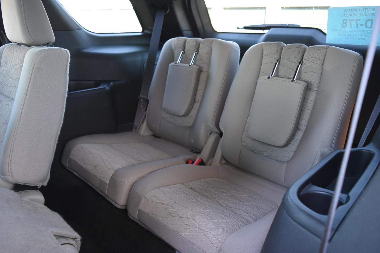 2015 White /TAN Ford Explorer Base (1FM5K8B89FG) with an 3.5L TI-VCT V6 engine, 6-Speed Selectshift Automatic transmission, located at 1600 E Hwy 44, Rapid City, SD, 57703, (605) 716-7878, 44.070232, -103.171410 - Photo#13