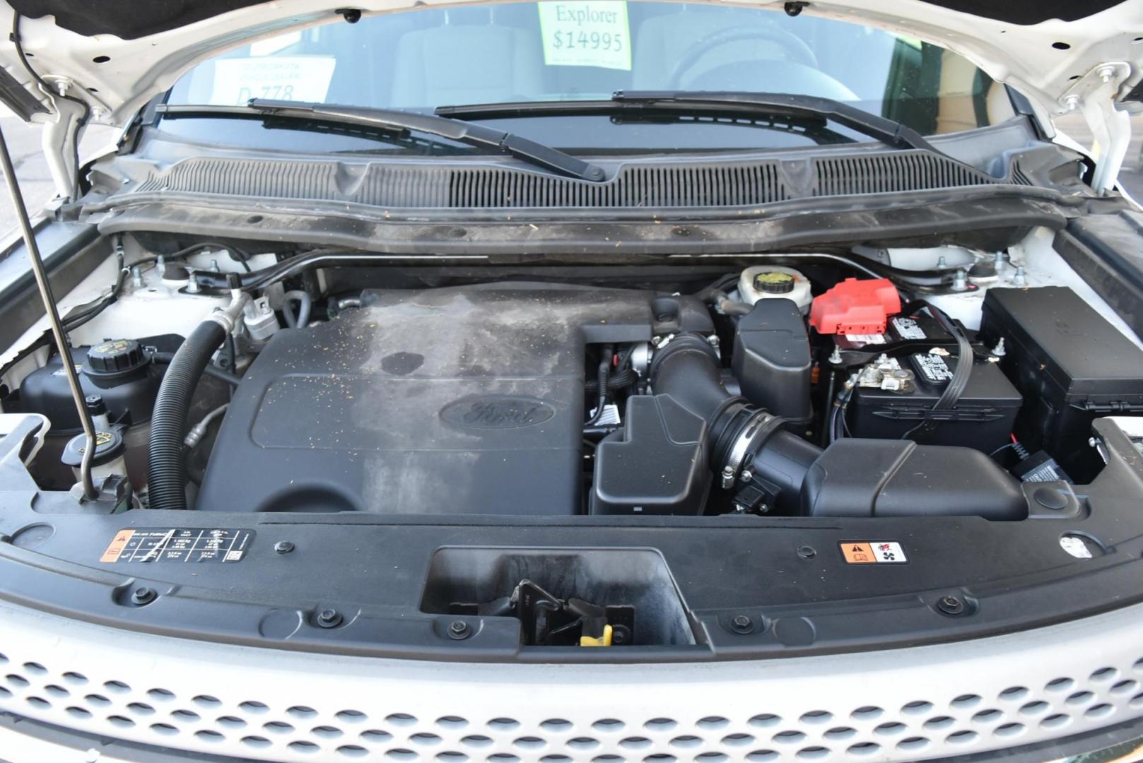 2015 White /TAN Ford Explorer Base (1FM5K8B89FG) with an 3.5L TI-VCT V6 engine, 6-Speed Selectshift Automatic transmission, located at 1600 E Hwy 44, Rapid City, SD, 57703, (605) 716-7878, 44.070232, -103.171410 - Photo#30