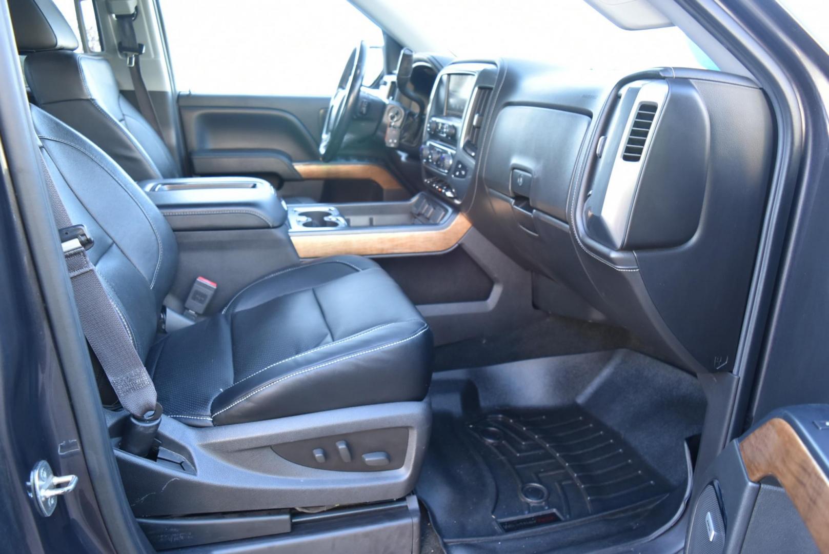 2014 Gray /Black Chevrolet Silverado 1500 LTZ (3GCUKSEC3EG) with an 5.3L FLEXFUEL ECOTEC3 V8 WITH ACTIVE FUEL MANAGEMENT, DIRECT INJECTION AND VARIABLE VALVE TIMING engine, 6-Speed Automatic transmission, located at 1600 E Hwy 44, Rapid City, SD, 57703, (605) 716-7878, 44.070232, -103.171410 - Photo#10