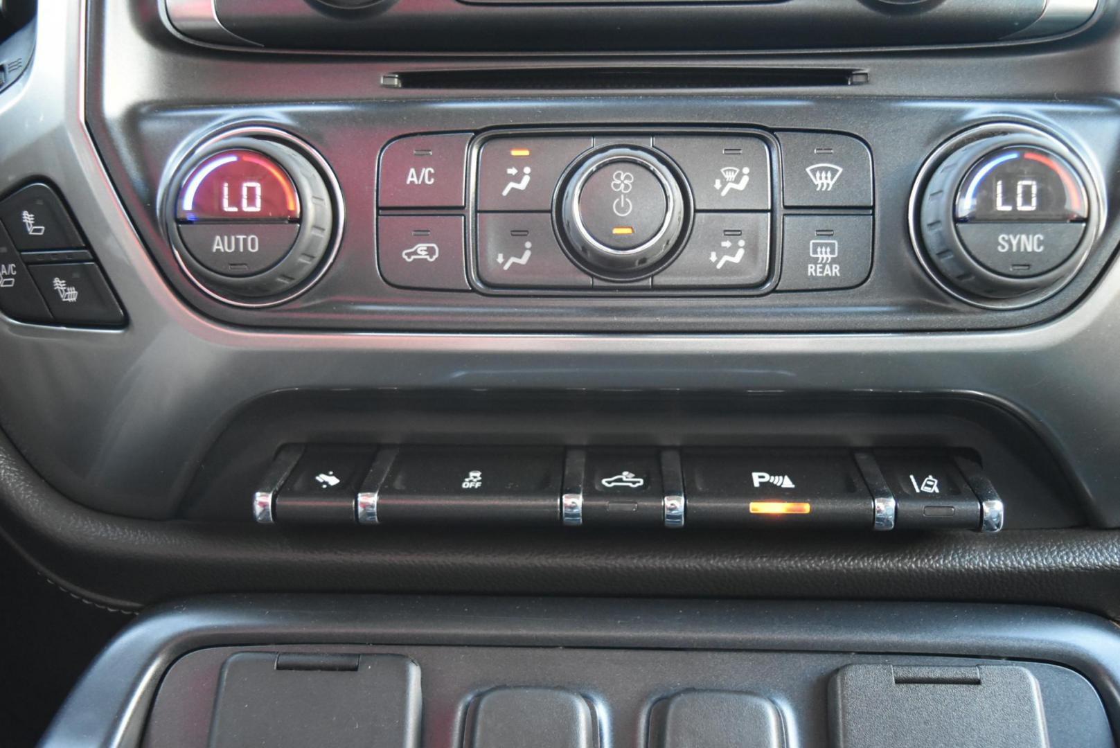 2014 Gray /Black Chevrolet Silverado 1500 LTZ (3GCUKSEC3EG) with an 5.3L FLEXFUEL ECOTEC3 V8 WITH ACTIVE FUEL MANAGEMENT, DIRECT INJECTION AND VARIABLE VALVE TIMING engine, 6-Speed Automatic transmission, located at 1600 E Hwy 44, Rapid City, SD, 57703, (605) 716-7878, 44.070232, -103.171410 - Photo#23