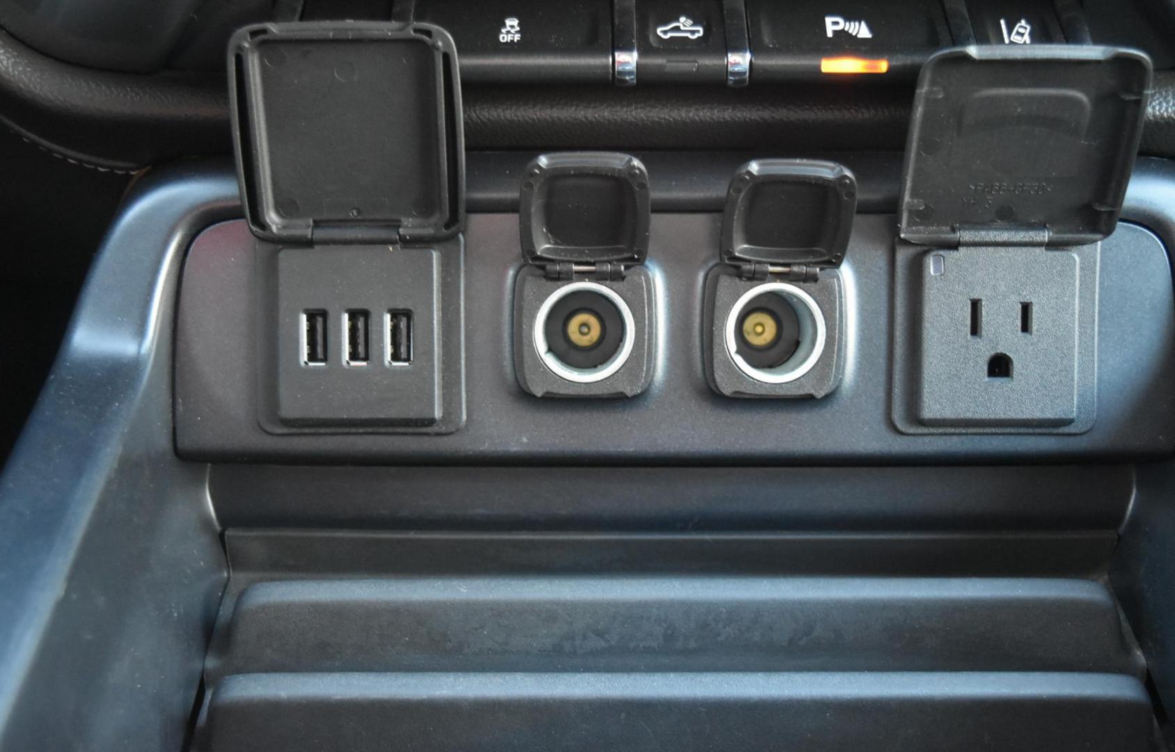 2014 Gray /Black Chevrolet Silverado 1500 LTZ (3GCUKSEC3EG) with an 5.3L FLEXFUEL ECOTEC3 V8 WITH ACTIVE FUEL MANAGEMENT, DIRECT INJECTION AND VARIABLE VALVE TIMING engine, 6-Speed Automatic transmission, located at 1600 E Hwy 44, Rapid City, SD, 57703, (605) 716-7878, 44.070232, -103.171410 - Photo#24