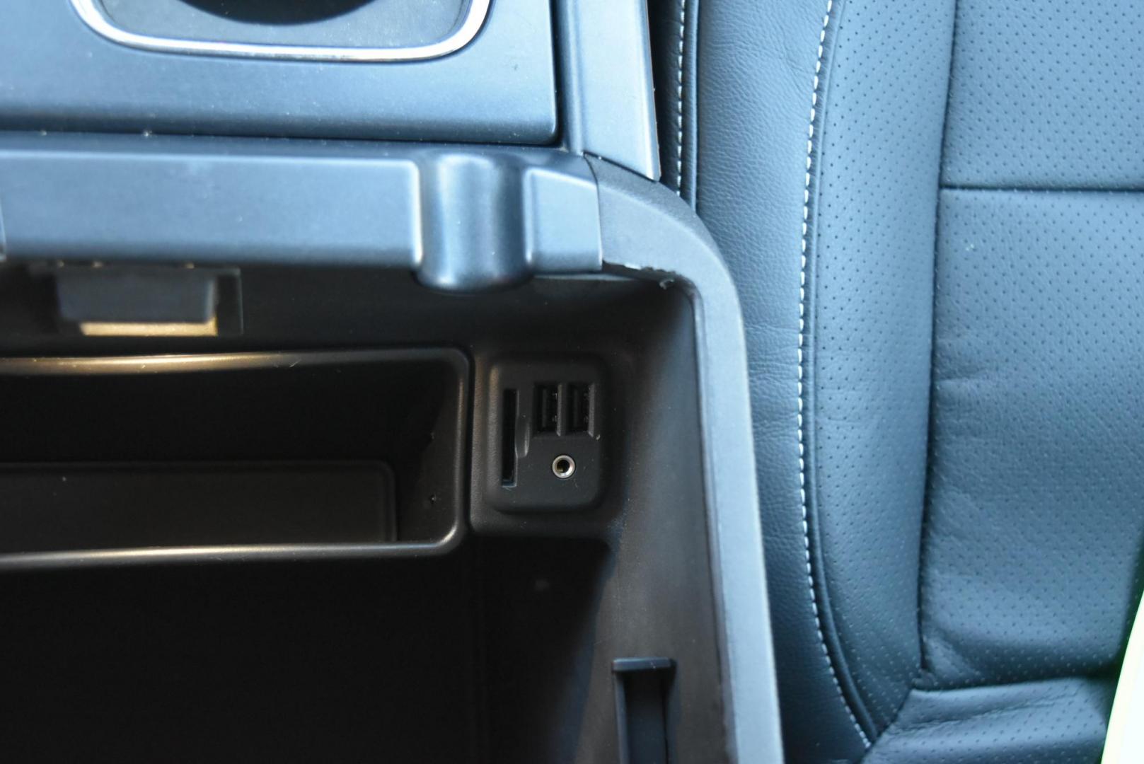 2014 Gray /Black Chevrolet Silverado 1500 LTZ (3GCUKSEC3EG) with an 5.3L FLEXFUEL ECOTEC3 V8 WITH ACTIVE FUEL MANAGEMENT, DIRECT INJECTION AND VARIABLE VALVE TIMING engine, 6-Speed Automatic transmission, located at 1600 E Hwy 44, Rapid City, SD, 57703, (605) 716-7878, 44.070232, -103.171410 - Photo#25