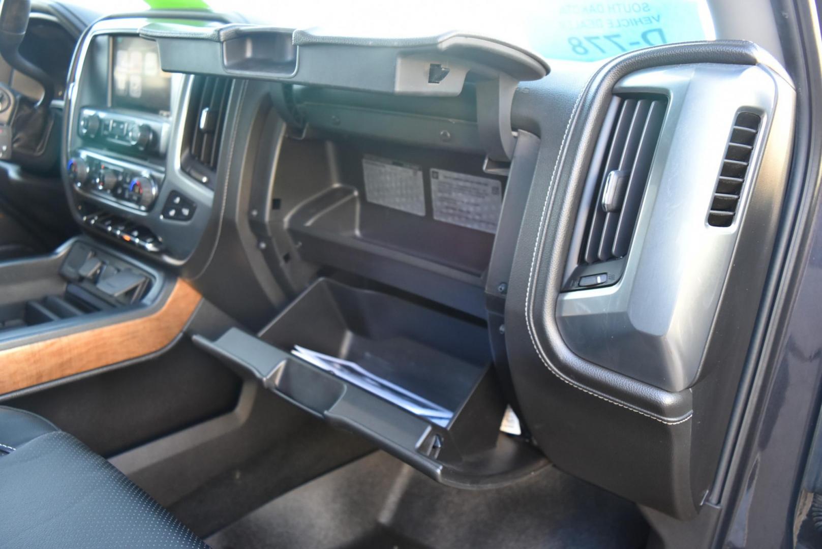 2014 Gray /Black Chevrolet Silverado 1500 LTZ (3GCUKSEC3EG) with an 5.3L FLEXFUEL ECOTEC3 V8 WITH ACTIVE FUEL MANAGEMENT, DIRECT INJECTION AND VARIABLE VALVE TIMING engine, 6-Speed Automatic transmission, located at 1600 E Hwy 44, Rapid City, SD, 57703, (605) 716-7878, 44.070232, -103.171410 - Photo#26