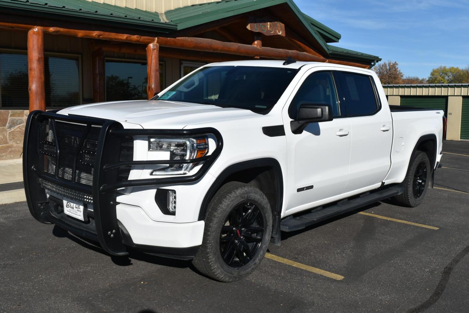 2022 White GMC Sierra 1500 Elevation (3GTP9CEK8NG) with an 2.7L Turbo engine, 8-Speed Automatic, Electronically Controlled transmission, located at 1600 E Hwy 44, Rapid City, SD, 57703, (605) 716-7878, 44.070232, -103.171410 - Photo#3