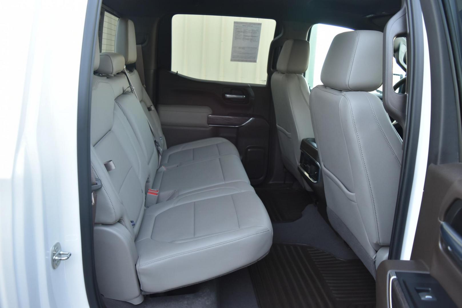 2022 White /gray Chevrolet Silverado 1500 LTZ (3GCUYGED2NG) with an 5.3L ECOTEC3 V8 engine, 10-Speed Automatic transmission, located at 1600 E Hwy 44, Rapid City, SD, 57703, (605) 716-7878, 44.070232, -103.171410 - Photo#11