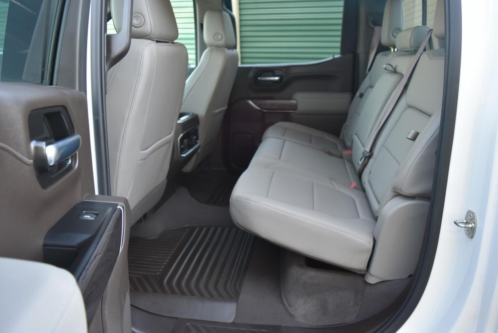 2022 White /gray Chevrolet Silverado 1500 LTZ (3GCUYGED2NG) with an 5.3L ECOTEC3 V8 engine, 10-Speed Automatic transmission, located at 1600 E Hwy 44, Rapid City, SD, 57703, (605) 716-7878, 44.070232, -103.171410 - Photo#13