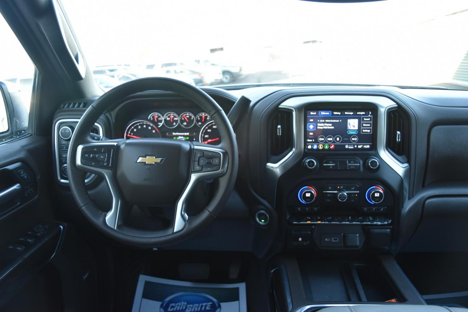 2022 White /gray Chevrolet Silverado 1500 LTZ (3GCUYGED2NG) with an 5.3L ECOTEC3 V8 engine, 10-Speed Automatic transmission, located at 1600 E Hwy 44, Rapid City, SD, 57703, (605) 716-7878, 44.070232, -103.171410 - Photo#14