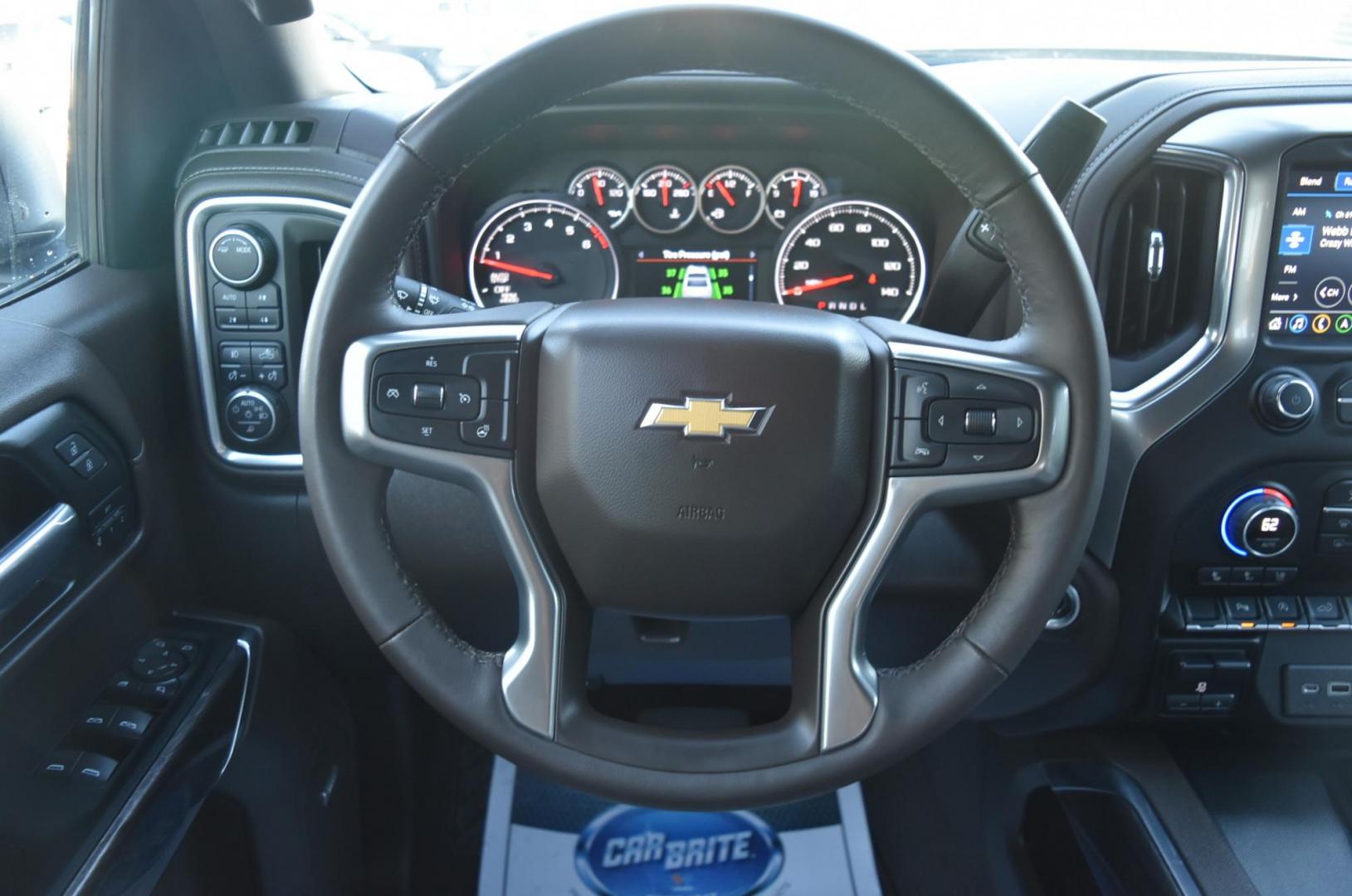 2022 White /gray Chevrolet Silverado 1500 LTZ (3GCUYGED2NG) with an 5.3L ECOTEC3 V8 engine, 10-Speed Automatic transmission, located at 1600 E Hwy 44, Rapid City, SD, 57703, (605) 716-7878, 44.070232, -103.171410 - Photo#18