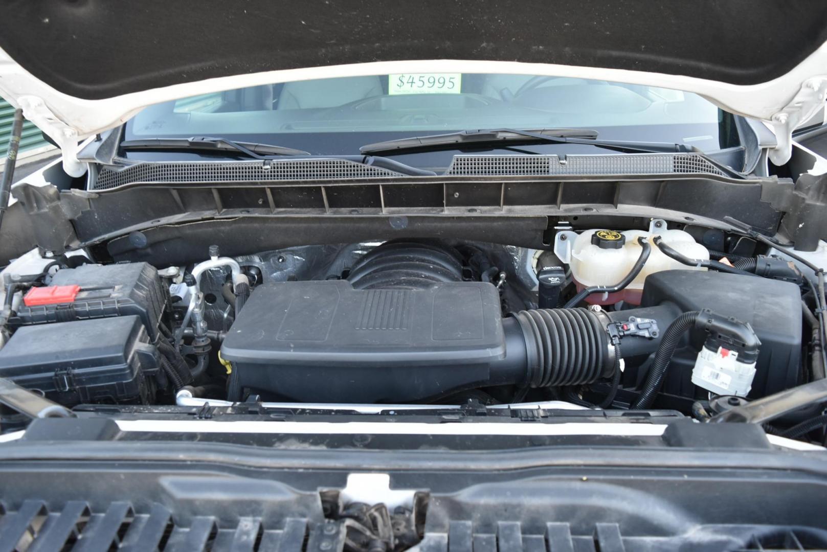 2022 White /gray Chevrolet Silverado 1500 LTZ (3GCUYGED2NG) with an 5.3L ECOTEC3 V8 engine, 10-Speed Automatic transmission, located at 1600 E Hwy 44, Rapid City, SD, 57703, (605) 716-7878, 44.070232, -103.171410 - Photo#32