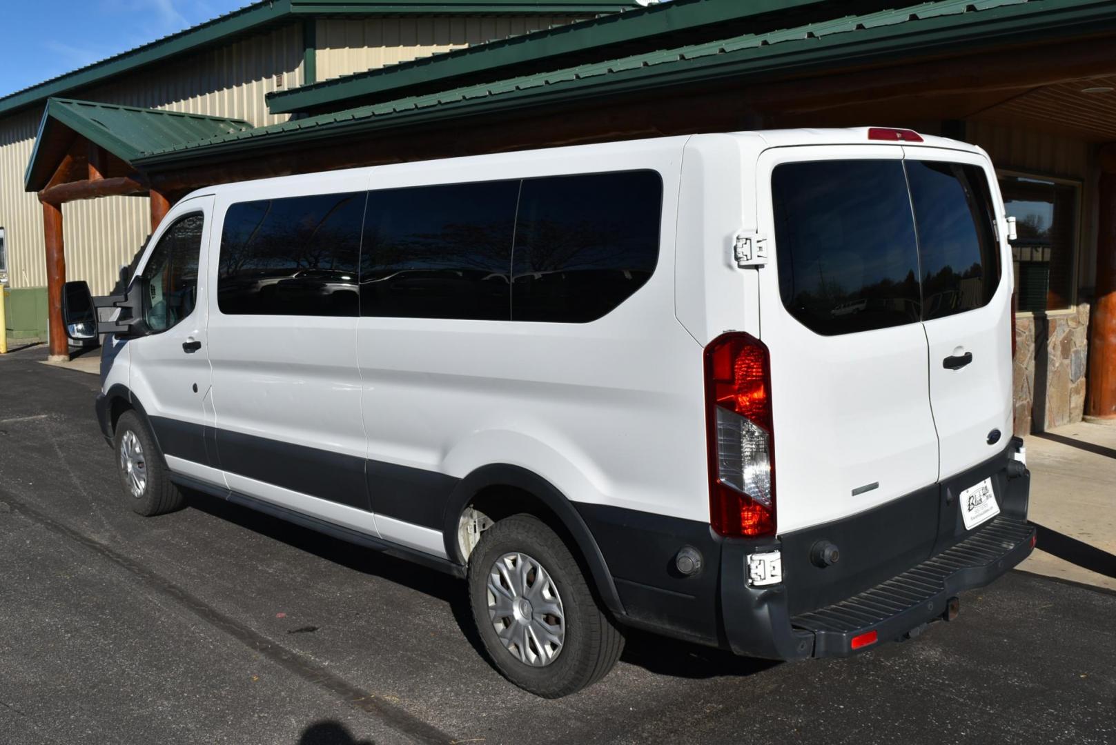 2016 White /Dark Gray Ford Transit 350 Wagon Low Roof XLT w/Sliding Pass. 148-in. WB (1FBZX2YG2GK) with an 3.5L ECOBOOST V6 engine, 6-Speed Automatic w/OD & Selectshift transmission, located at 1600 E Hwy 44, Rapid City, SD, 57703, (605) 716-7878, 44.070232, -103.171410 - Photo#6