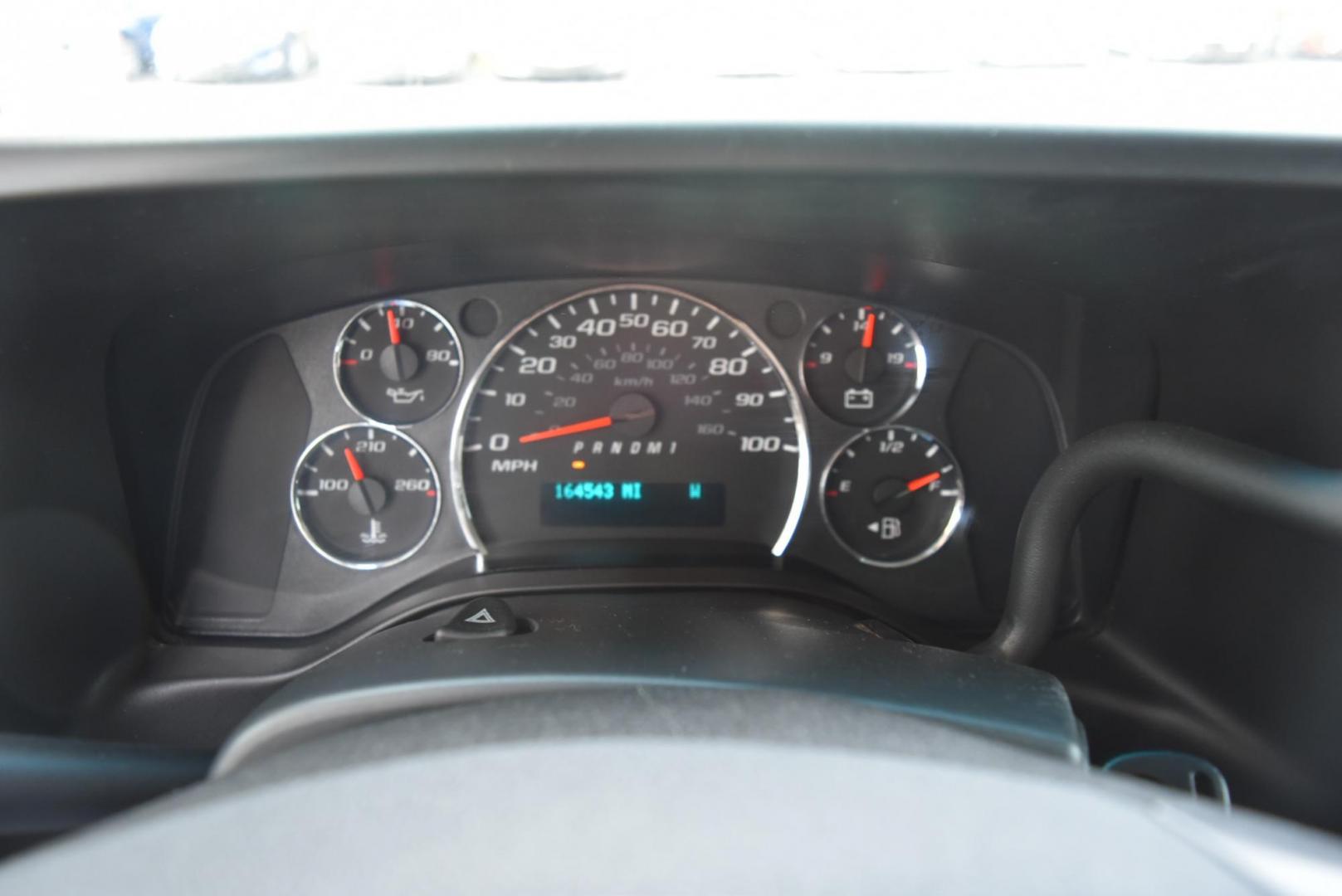 2010 White /Gray Chevrolet Express LT 3500 Extended (1GA2G1DG7A1) with an 6.0LVORTEC V8 OHV 16V engine, 6-Speed Automatic, Heavy-Duty, Electronically Controlled transmission, located at 1600 E Hwy 44, Rapid City, SD, 57703, (605) 716-7878, 44.070232, -103.171410 - Photo#18