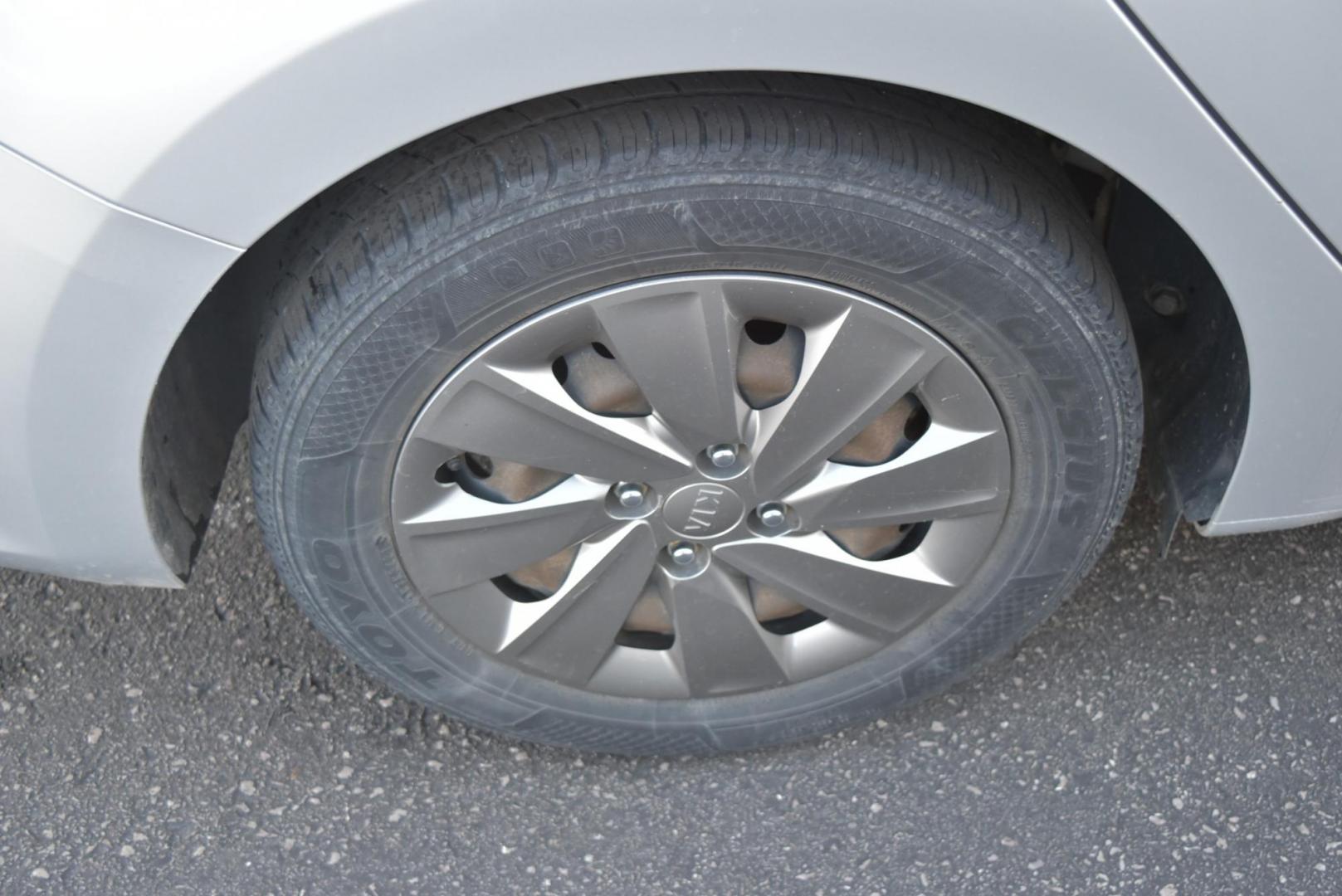 2019 Silver /Black Kia Rio LX (3KPA24AB2KE) with an 1.6L L4 DOHC 16V engine, 6-Speed Automatic W/O OD transmission, located at 1600 E Hwy 44, Rapid City, SD, 57703, (605) 716-7878, 44.070232, -103.171410 - Photo#23