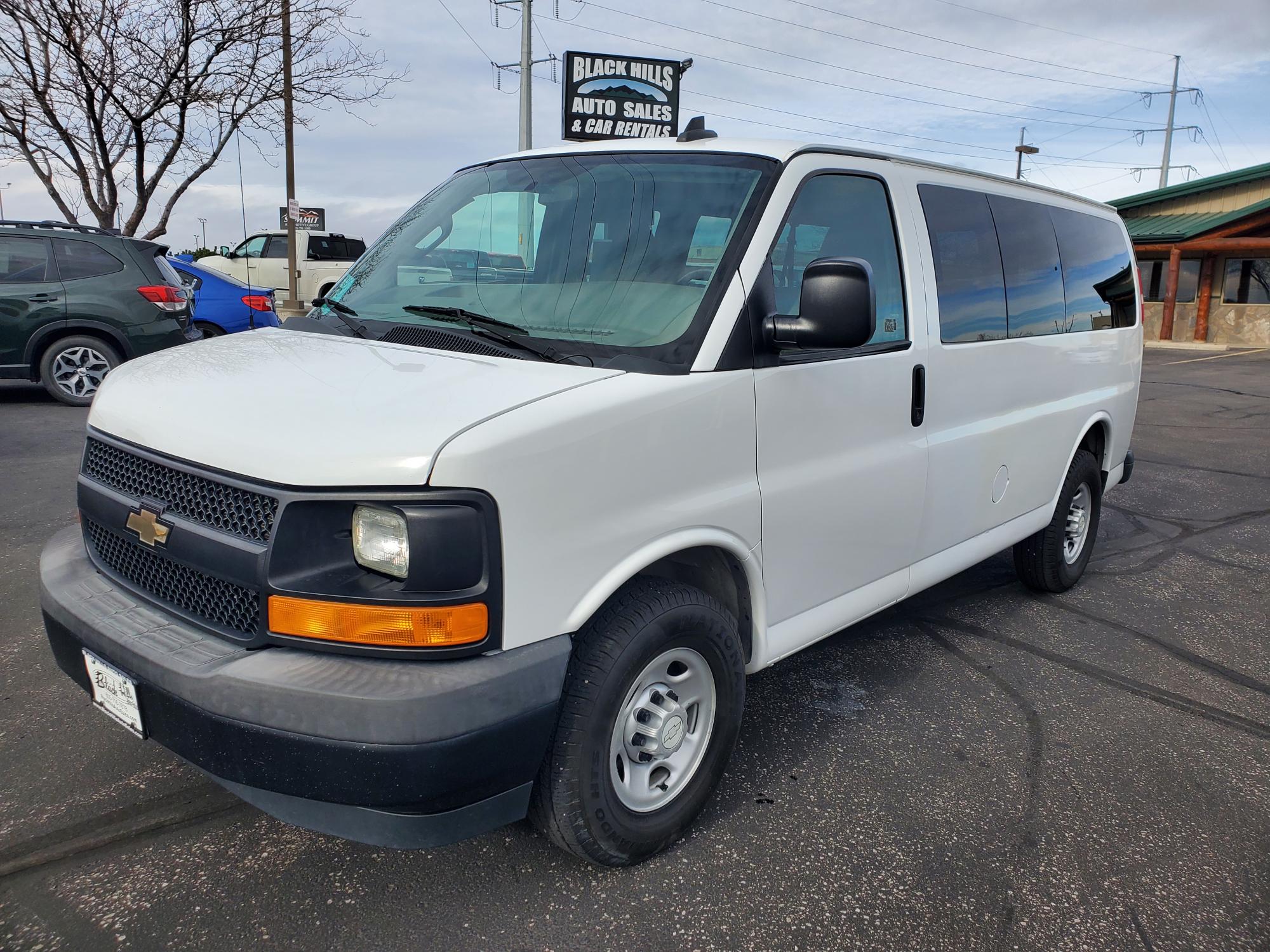 photo of 2017 Chevrolet Express LS 2500