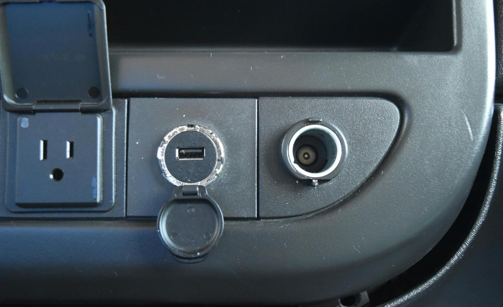 2017 White /Gray Chevrolet Express LS (1GAWGEFG7H1) with an 6.0L Vortec V-8 engine, 6-Speed Automatic transmission, located at 1600 E Hwy 44, Rapid City, SD, 57703, (605) 716-7878, 44.070232, -103.171410 - Photo#23