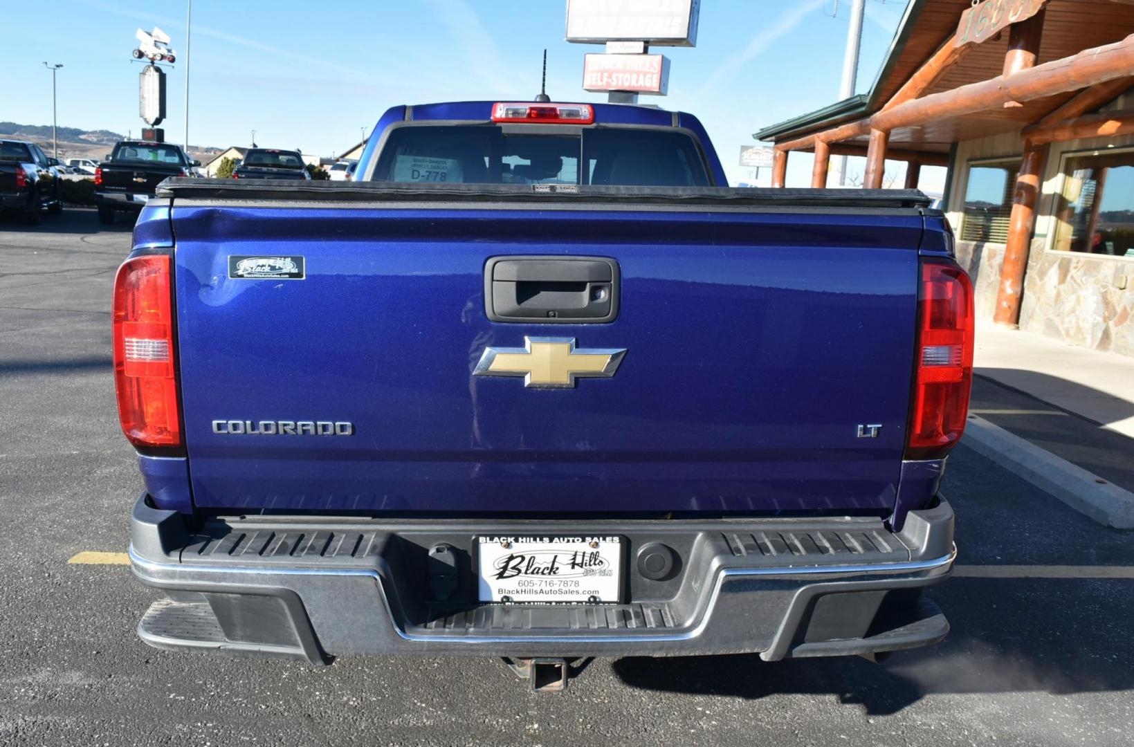 2016 Laser Blue /Black Chevrolet Colorado LT (1GCPTCE17G1) with an 2.8L 4Cyl Duramax Turbo Diesel engine, 6-Speed Automatic transmission, located at 1600 E Hwy 44, Rapid City, SD, 57703, (605) 716-7878, 44.070232, -103.171410 - Photo#7