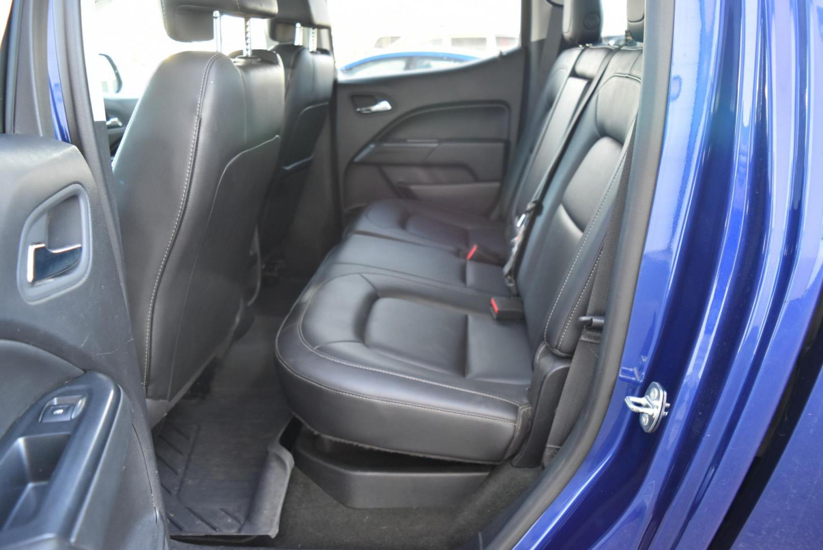 2016 Laser Blue /Black Chevrolet Colorado LT (1GCPTCE17G1) with an 2.8L 4Cyl Duramax Turbo Diesel engine, 6-Speed Automatic transmission, located at 1600 E Hwy 44, Rapid City, SD, 57703, (605) 716-7878, 44.070232, -103.171410 - Photo#12