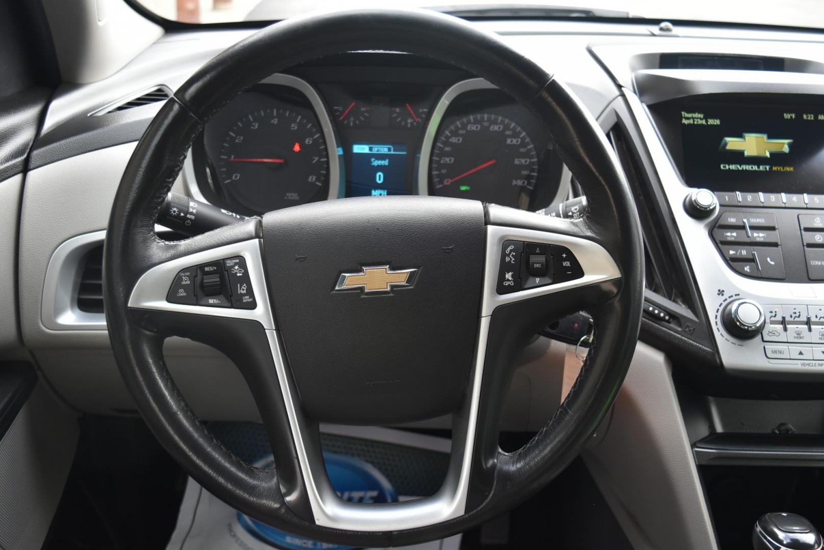 2017 White /Black Chevrolet Equinox LT (2GNFLFEKXH6) with an 2.4L 4-CYL DOHC 16V FFV engine, 6-Speed Automatic w/ Overdrive transmission, located at 1600 E Hwy 44, Rapid City, SD, 57703, (605) 716-7878, 44.070232, -103.171410 - Photo#15