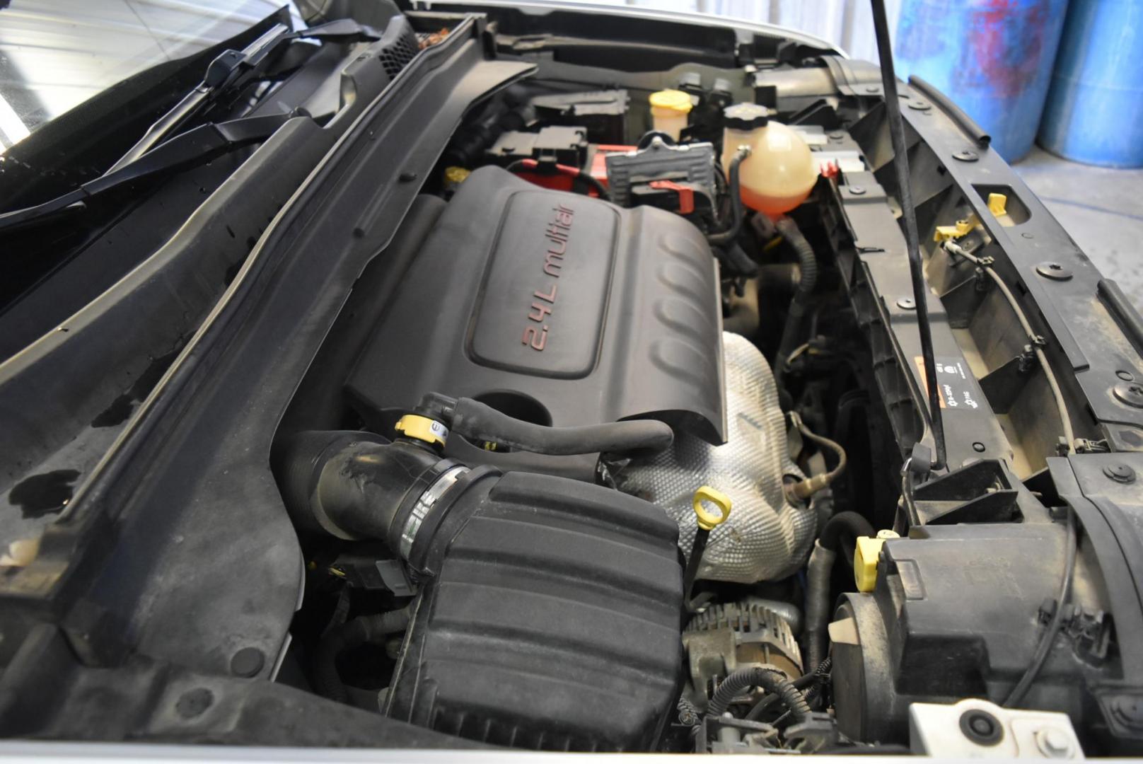 2016 Silver /Black Jeep Renegade Latitude (ZACCJBBT4GP) with an 2.4L L4 DOHC 16V engine, 9-Speed Automatic transmission, located at 1600 E Hwy 44, Rapid City, SD, 57703, (605) 716-7878, 44.070232, -103.171410 - Photo#23