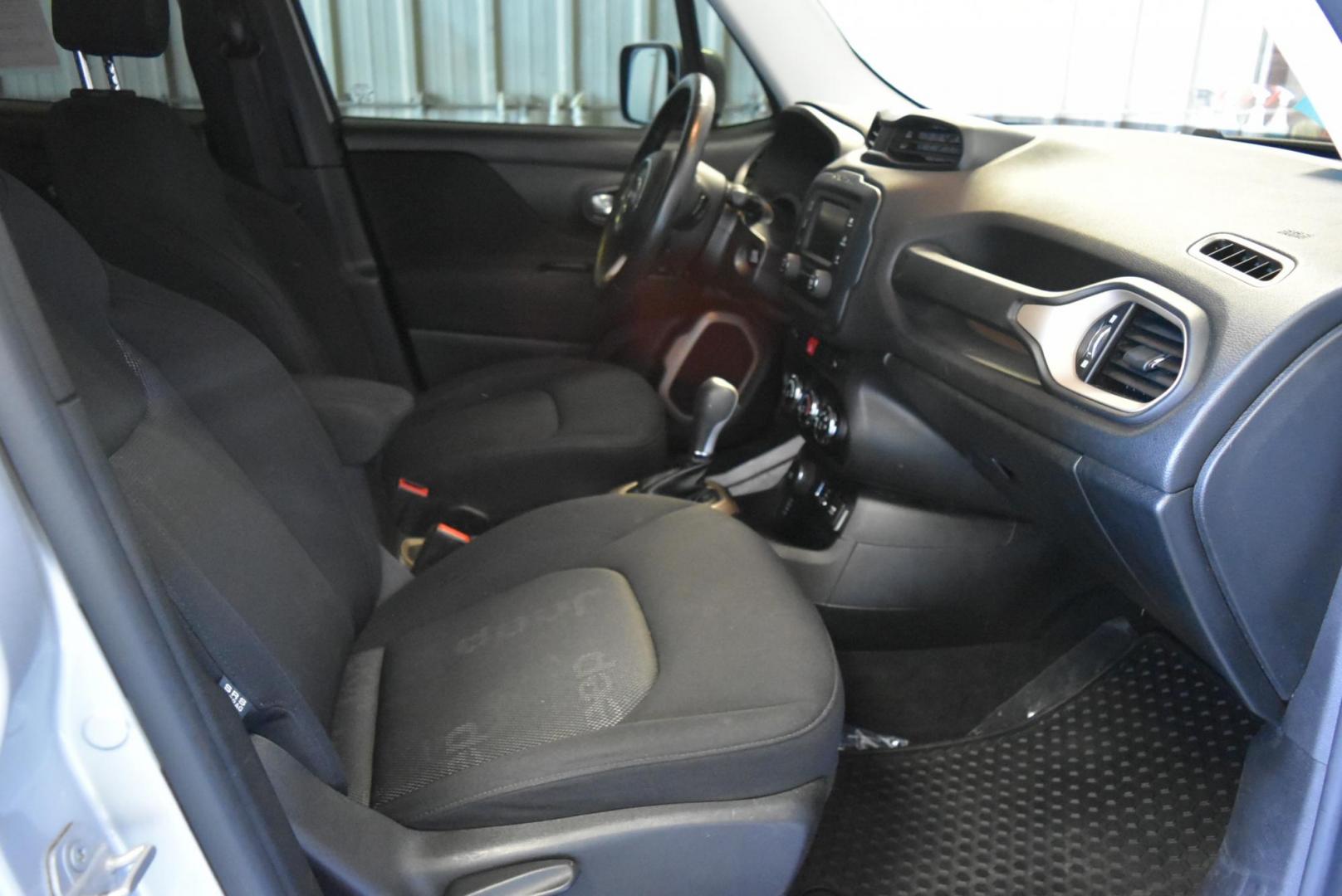 2016 Silver /Black Jeep Renegade Latitude (ZACCJBBT4GP) with an 2.4L L4 DOHC 16V engine, 9-Speed Automatic transmission, located at 1600 E Hwy 44, Rapid City, SD, 57703, (605) 716-7878, 44.070232, -103.171410 - Photo#10