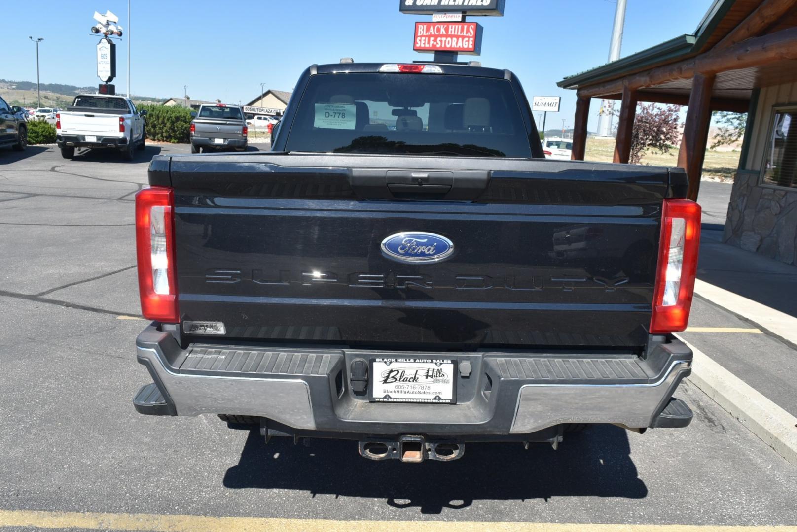 2023 Black /gray Ford F-250 SD XLT (1FT7W2BN5PE) with an 7.3L V8 OHV 16V engine, 10-Speed Torqshift Automatic transmission, located at 1600 E Hwy 44, Rapid City, SD, 57703, (605) 716-7878, 44.070232, -103.171410 - Nice Clean truck, New tires, ready to go- Photo#7