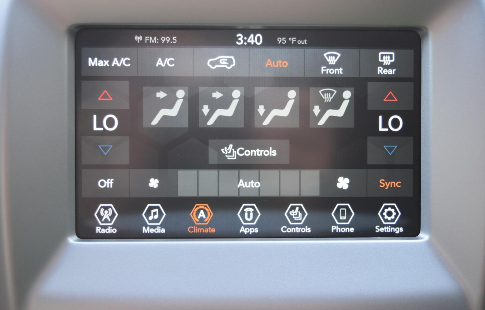 2019 Black /Black Jeep Compass Sport 4WD (3C4NJDAB9KT) with an 2.4L L4 DOHC 16V engine, 6M transmission, located at 1600 E Hwy 44, Rapid City, SD, 57703, (605) 716-7878, 44.070232, -103.171410 - Photo#19