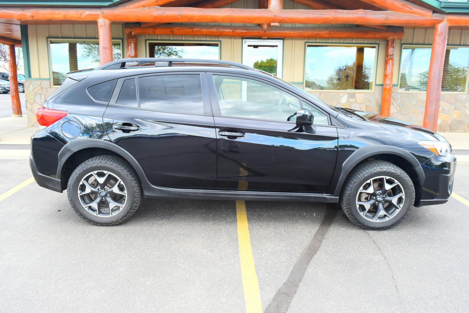 2019 Black /Black Subaru Crosstrek 2.0i Premium CVT (JF2GTACC4KG) with an 2.0L L4 DOHC 16V engine, CVT transmission, located at 1600 E Hwy 44, Rapid City, SD, 57703, (605) 716-7878, 44.070232, -103.171410- Photo#5