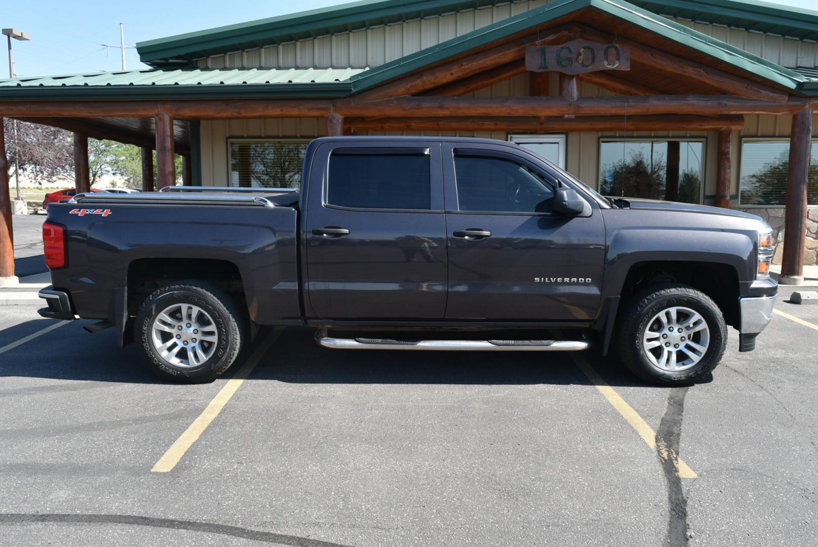 2014 Gray /Black Chevrolet Silverado 1500 LT (3GCUKREC5EG) with an 5.3L V-8 Ecotec3 with Active Fuel Management, Direct Injection and Variable Valve Timing engine, 6-Speed Automatic, Electronically Controlled transmission, located at 1600 E Hwy 44, Rapid City, SD, 57703, (605) 716-7878, 44.070232, -103.171410- Photo#5
