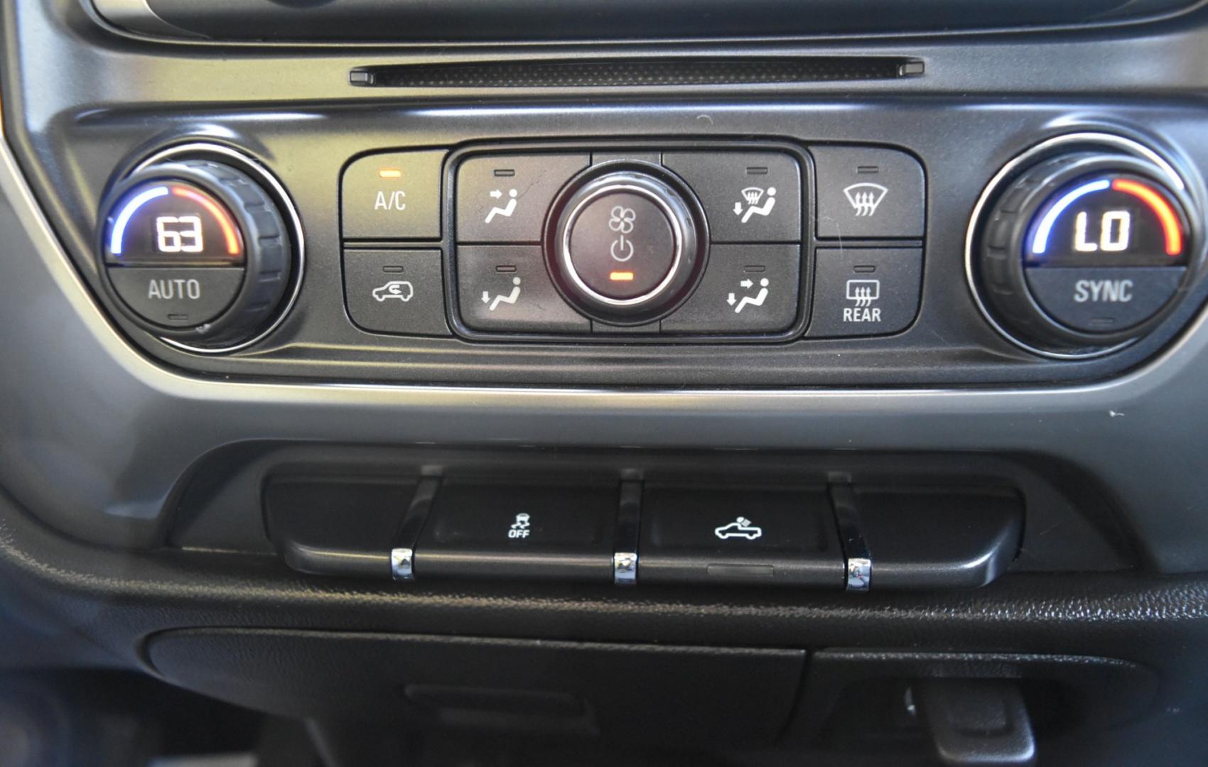 2014 Gray /Black Chevrolet Silverado 1500 LT (3GCUKREC5EG) with an 5.3L V-8 Ecotec3 with Active Fuel Management, Direct Injection and Variable Valve Timing engine, 6-Speed Automatic, Electronically Controlled transmission, located at 1600 E Hwy 44, Rapid City, SD, 57703, (605) 716-7878, 44.070232, -103.171410- Photo#23