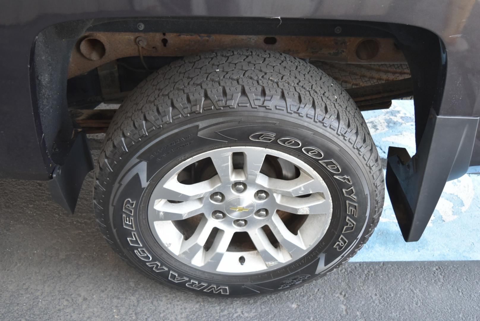 2014 Gray /Black Chevrolet Silverado 1500 LT (3GCUKREC5EG) with an 5.3L V-8 Ecotec3 with Active Fuel Management, Direct Injection and Variable Valve Timing engine, 6-Speed Automatic, Electronically Controlled transmission, located at 1600 E Hwy 44, Rapid City, SD, 57703, (605) 716-7878, 44.070232, -103.171410- Photo#28