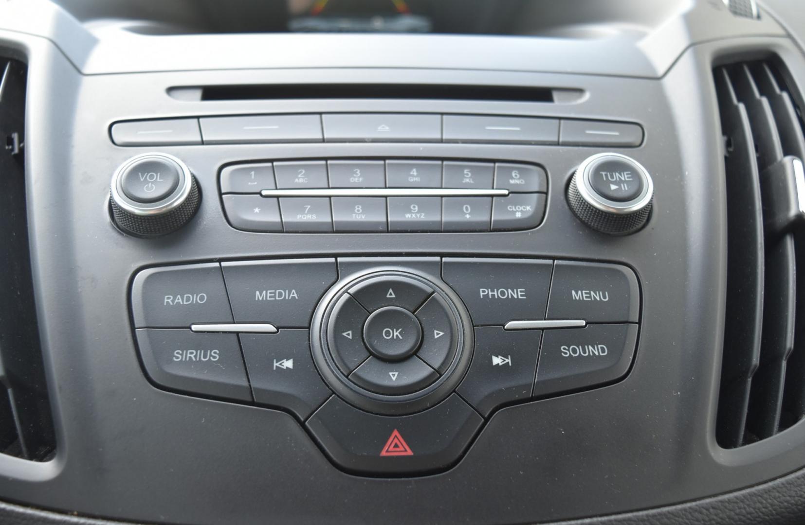 2018 Gray Ford Escape SE (1FMCU9GD6JU) with an 1.5L 4 Cyl Ecoboost engine, 6-Speed Automatic transmission, located at 1600 E Hwy 44, Rapid City, SD, 57703, (605) 716-7878, 44.070232, -103.171410- Photo#21