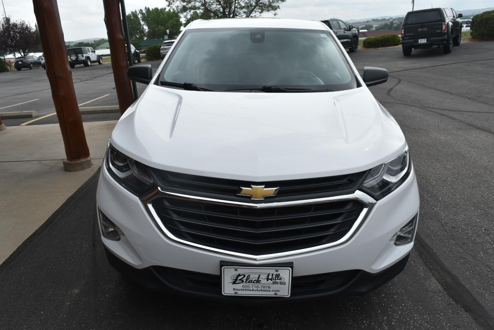 2020 White Chevrolet Equinox LS (3GNAXSEV1LS) with an 1,5L 4Cyl Turbo engine, 6-Speed Automatic transmission, located at 1600 E Hwy 44, Rapid City, SD, 57703, (605) 716-7878, 44.070232, -103.171410- Photo#2