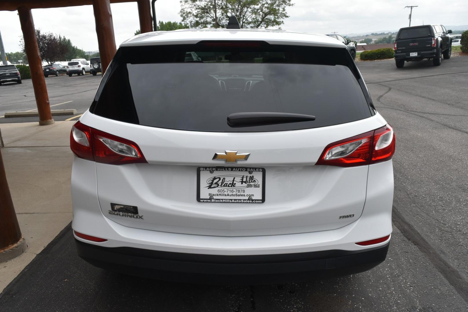 2020 White Chevrolet Equinox LS (3GNAXSEV1LS) with an 1,5L 4Cyl Turbo engine, 6-Speed Automatic transmission, located at 1600 E Hwy 44, Rapid City, SD, 57703, (605) 716-7878, 44.070232, -103.171410- Photo#7