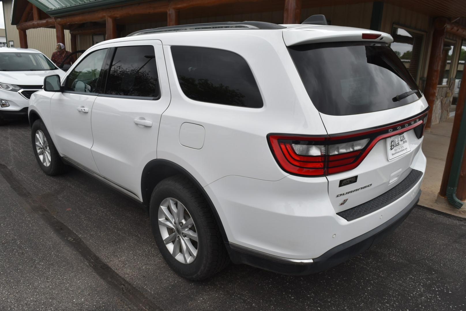 2019 White /Black/Beige Dodge Durango SXT (1C4RDJAG3KC) with an 3.6L V-6 DOHC 24V engine, 8-Speed Automatic transmission, located at 1600 E Hwy 44, Rapid City, SD, 57703, (605) 716-7878, 44.070232, -103.171410- Photo#6