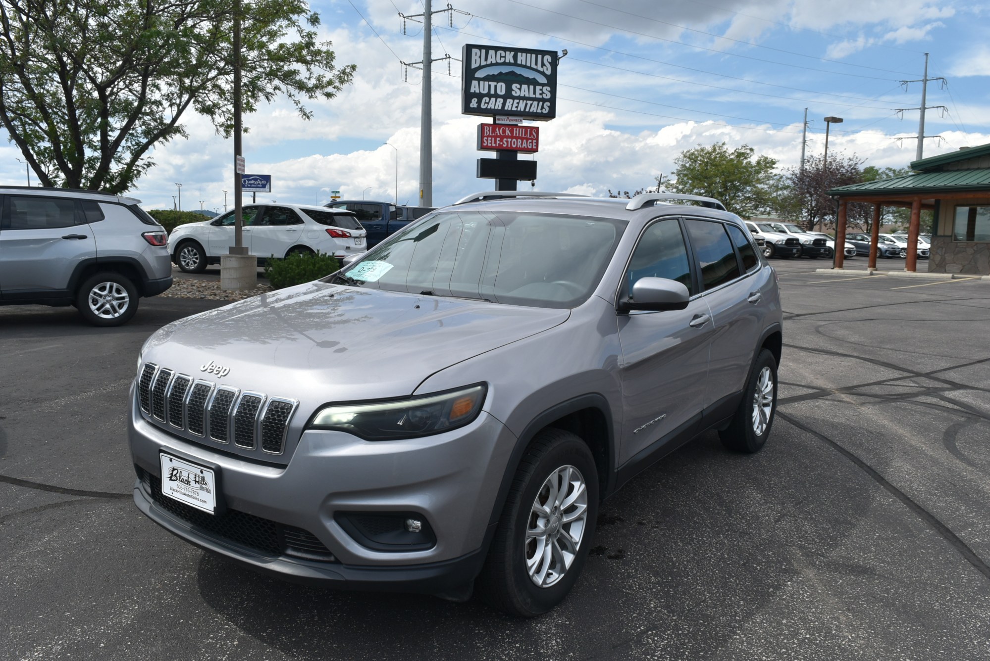 photo of 2019 Jeep Cherokee Latitude 4WD