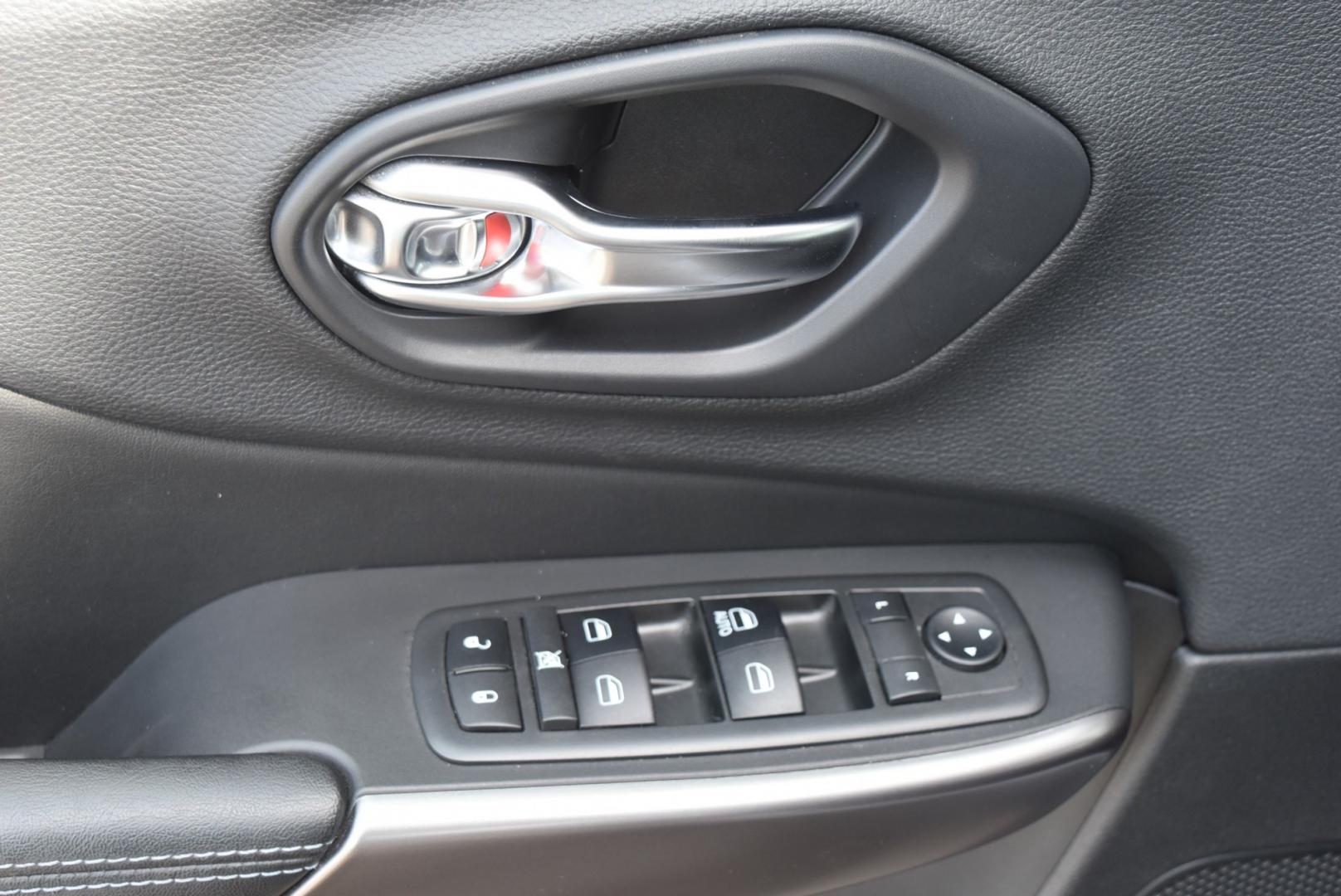 2019 Gray Jeep Cherokee Latitude (1C4PJMCB2KD) with an 2.4L L4 DOHC 16V engine, 9-Speed Automatic transmission, located at 1600 E Hwy 44, Rapid City, SD, 57703, (605) 716-7878, 44.070232, -103.171410- Photo#14