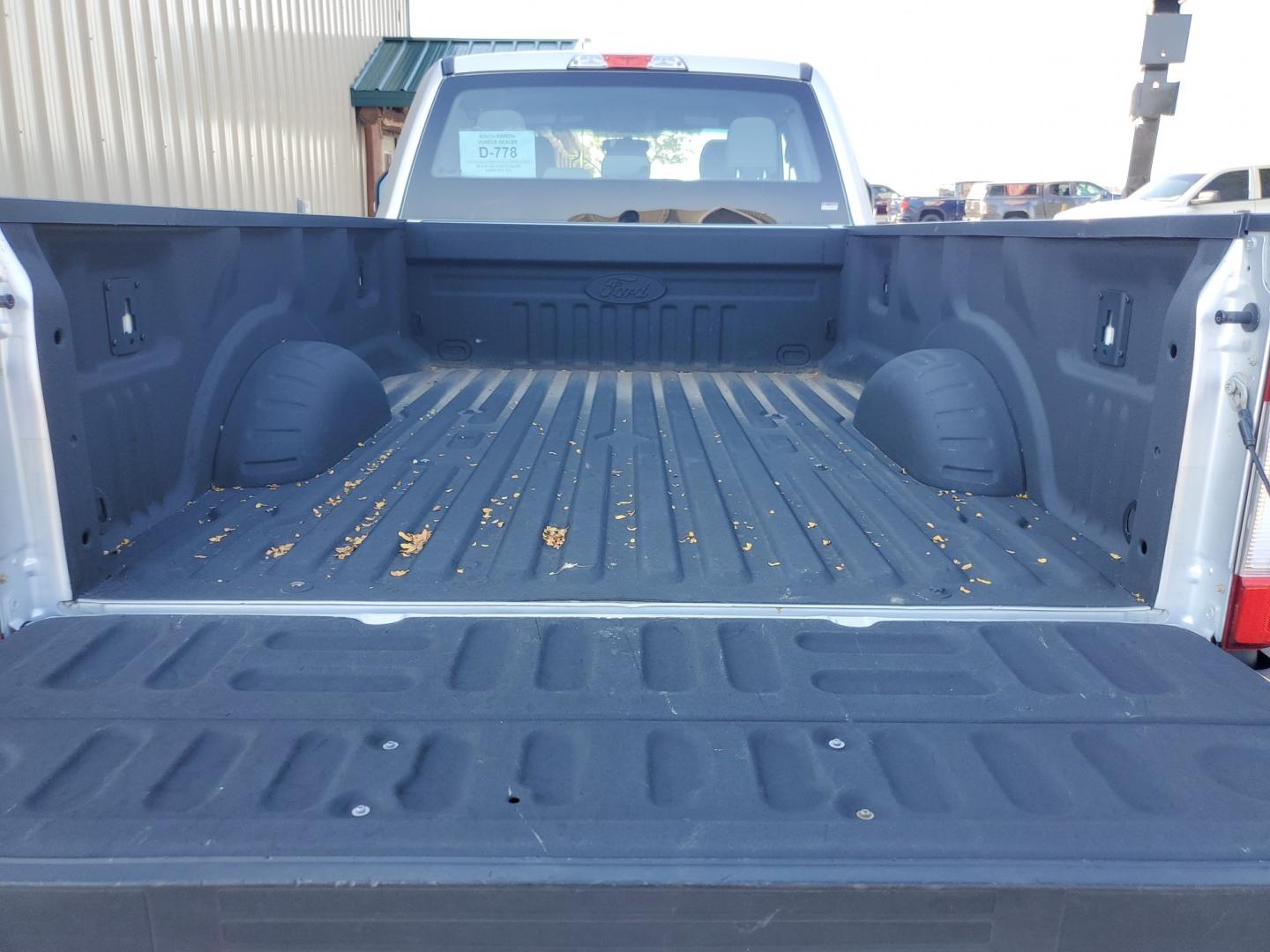 2019 Silver Ford F-250 SD XL SuperCab 4WD (1FT7X2B67KE) with an 6.2L V-8 2-VALVE SOHC EFI NA engine, 6-Speed Automatic W/ Selectshift transmission, located at 1600 E Hwy 44, Rapid City, SD, 57703, (605) 716-7878, 44.070232, -103.171410- Photo#26