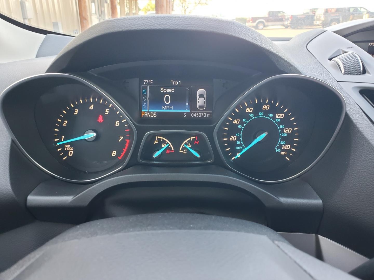 2016 White Ford Escape SE (1FMCU9GX6GU) with an 1.6L 4 Cyl Ecoboost` engine, 6-Speed Automatic W/ Selectshift transmission, located at 1600 E Hwy 44, Rapid City, SD, 57703, (605) 716-7878, 44.070232, -103.171410- Photo#18