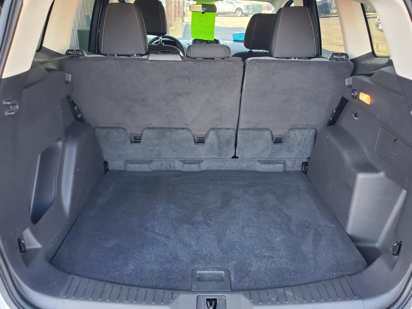 2016 White Ford Escape SE (1FMCU9GX6GU) with an 1.6L 4 Cyl Ecoboost` engine, 6-Speed Automatic W/ Selectshift transmission, located at 1600 E Hwy 44, Rapid City, SD, 57703, (605) 716-7878, 44.070232, -103.171410- Photo#25