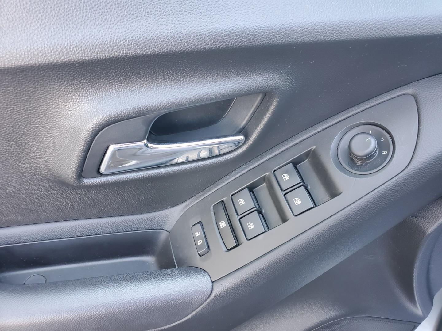 2016 Silver Chevrolet Trax LT (KL7CJPSB8GB) with an 1.4L 4Cyl Ecotec Turbo engine, 6-Speed Automatic transmission, located at 1600 E Hwy 44, Rapid City, SD, 57703, (605) 716-7878, 44.070232, -103.171410- Photo#13