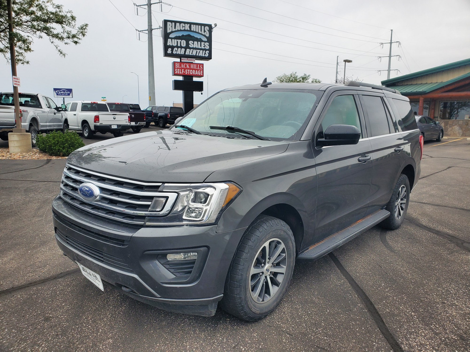 photo of 2021 Ford Expedition XL 4WD